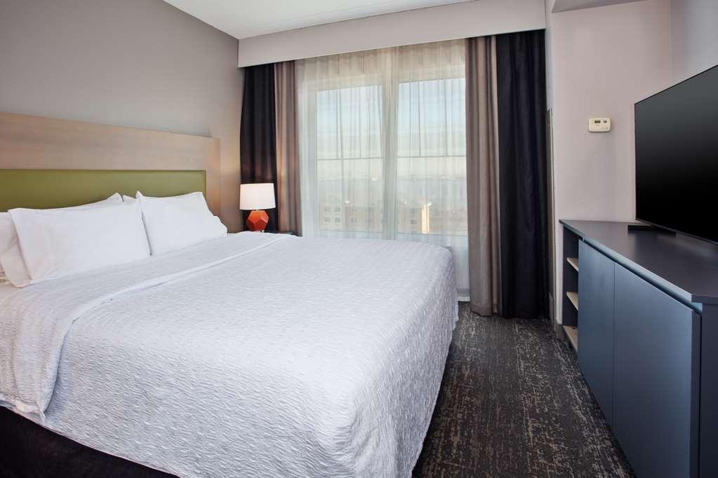 Hampton Inn And Suites Newark Airport Elizabeth Værelse billede