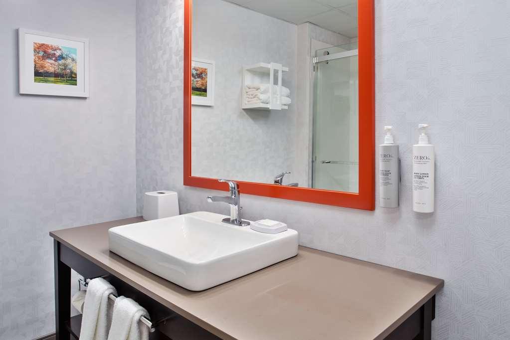 Hampton Inn And Suites Newark Airport Elizabeth Værelse billede