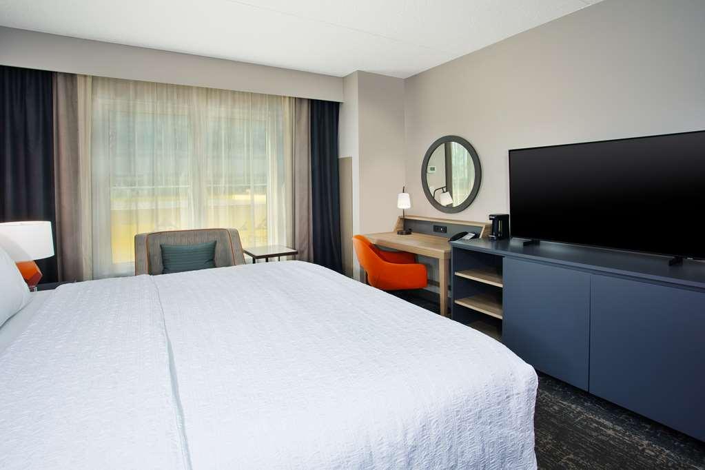 Hampton Inn And Suites Newark Airport Elizabeth Værelse billede