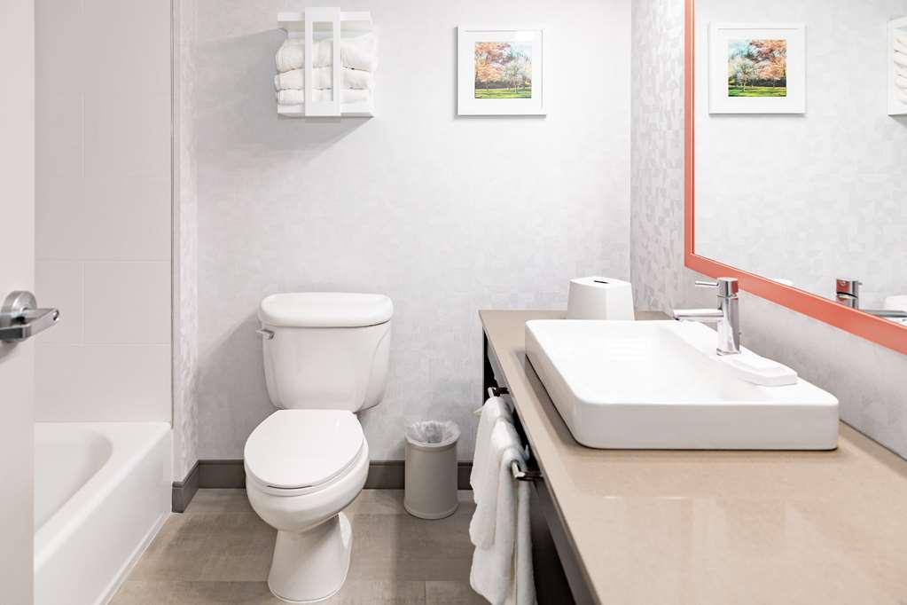 Hampton Inn And Suites Newark Airport Elizabeth Værelse billede