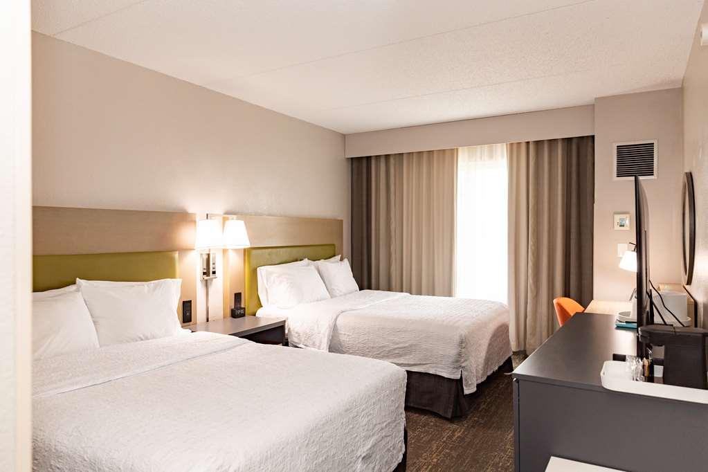 Hampton Inn And Suites Newark Airport Elizabeth Værelse billede